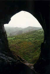 settings-sinner-viewthorscave.jpg (24526 bytes)